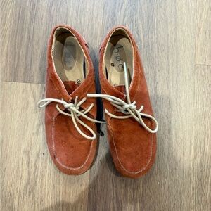 Women’s  Suede Lace-Up Shoes - Rust red by BOC